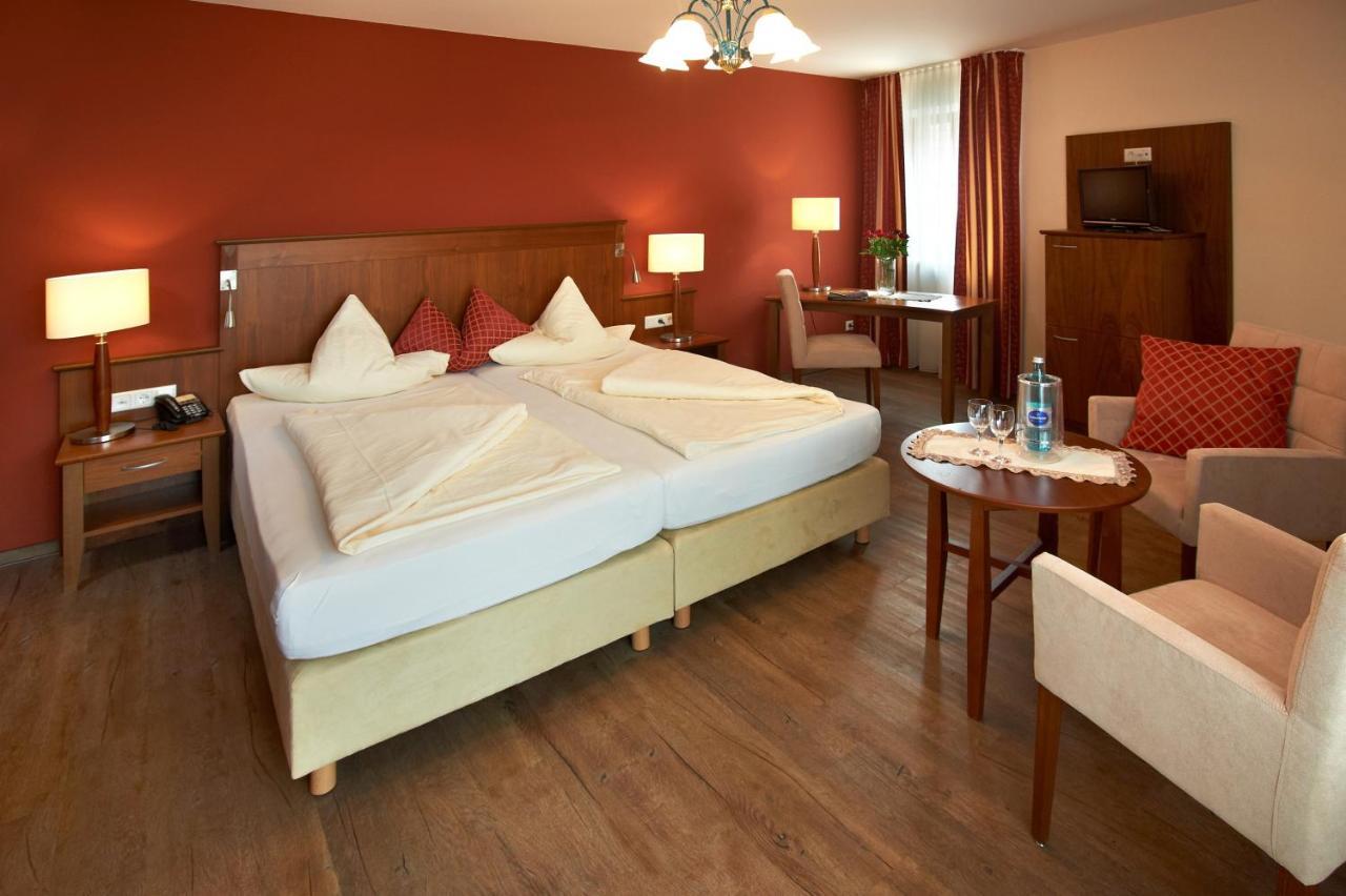 Hotelgasthof Zur Sonne Bad Gögging Exteriör bild